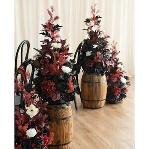 Lings Moments Free-Standing Ground Flowers Moody Burgundy & Black New